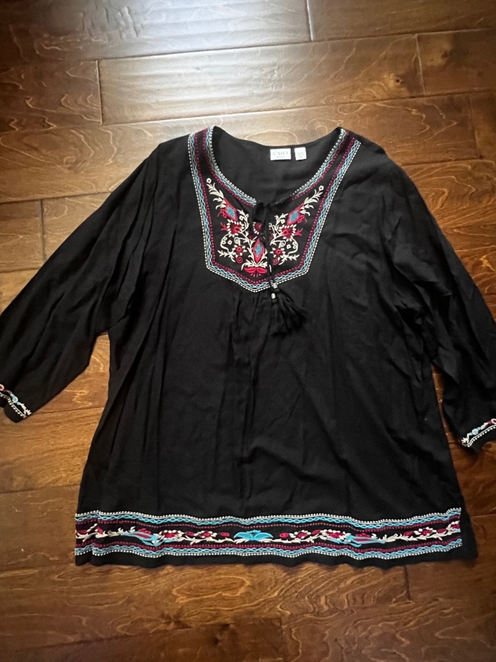 Cato Women’s 18/20W Black Floral Design Long Sleeve Lightweight Shirt